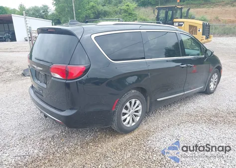 2018 Chrysler Pacifica Touring L из США, поврежденный, VIN 2C4RC1BG8JR262158